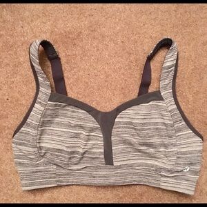 Lululemion Tata Tamer 34d